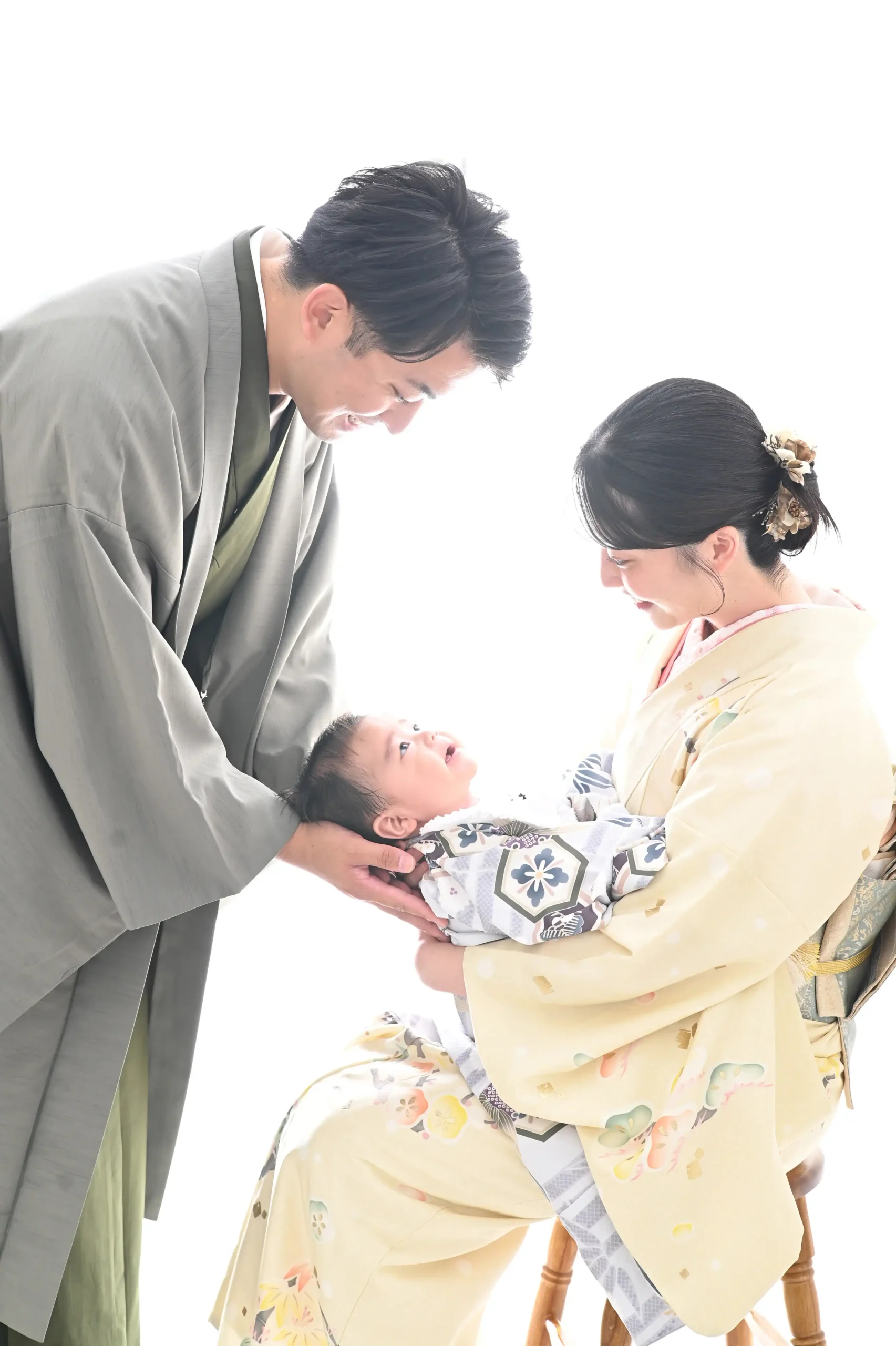 お宮参り・100日祝いの撮影作例｜富山の写真館スタジオbe
